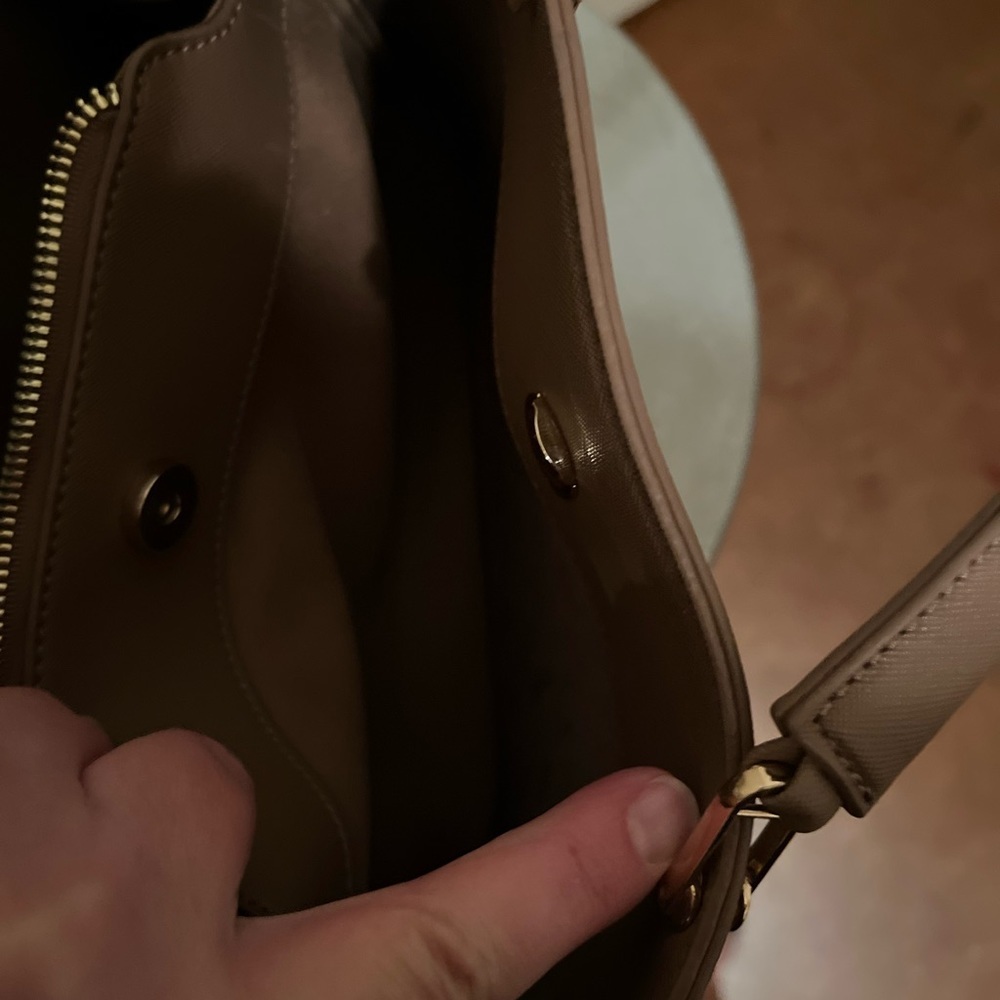 Crossi New York Purse Medium Size - Picture 6 of 9
